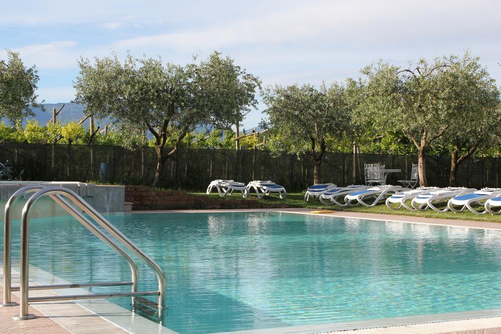 Residence Ulivi カヴァイオーン・ヴェロネーゼ エクステリア 写真